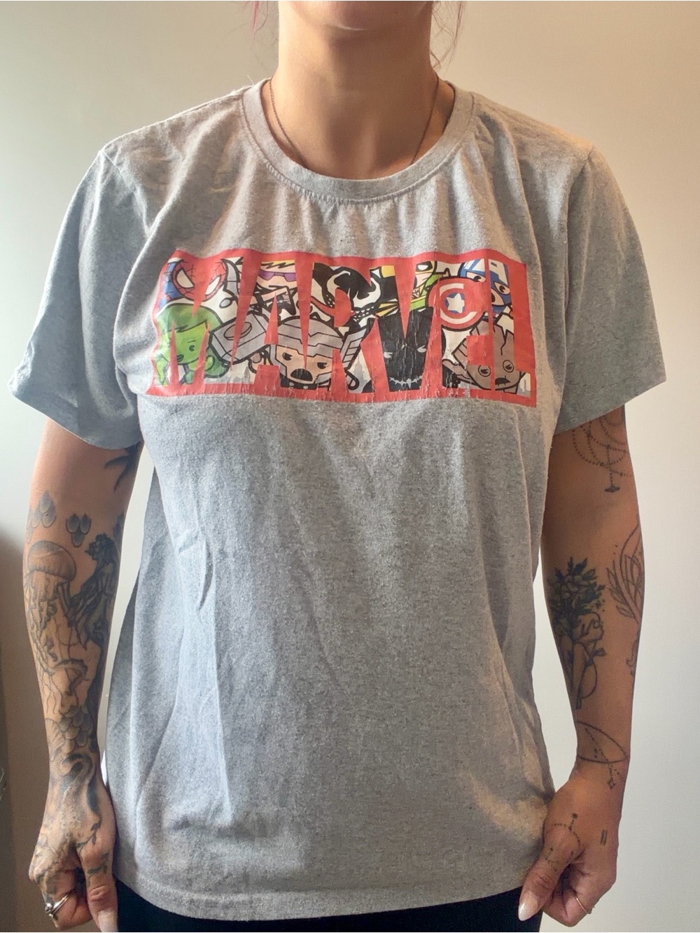 Marvel‎ Avengers Unisex Large Grey T Shirt Short Sleeves Crew Neck